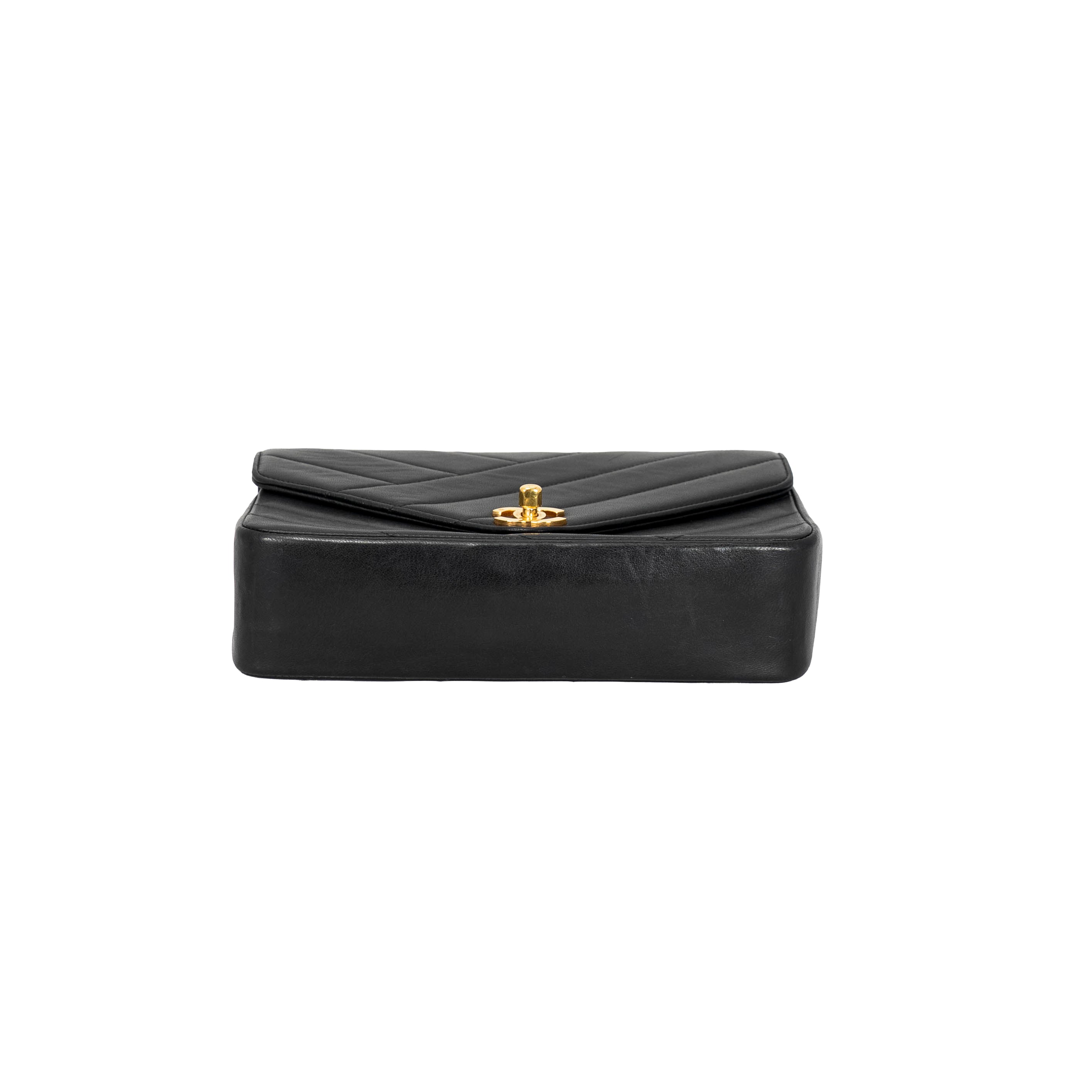 Chanel - Diagonal Stitch Lamb Chain Shoulder