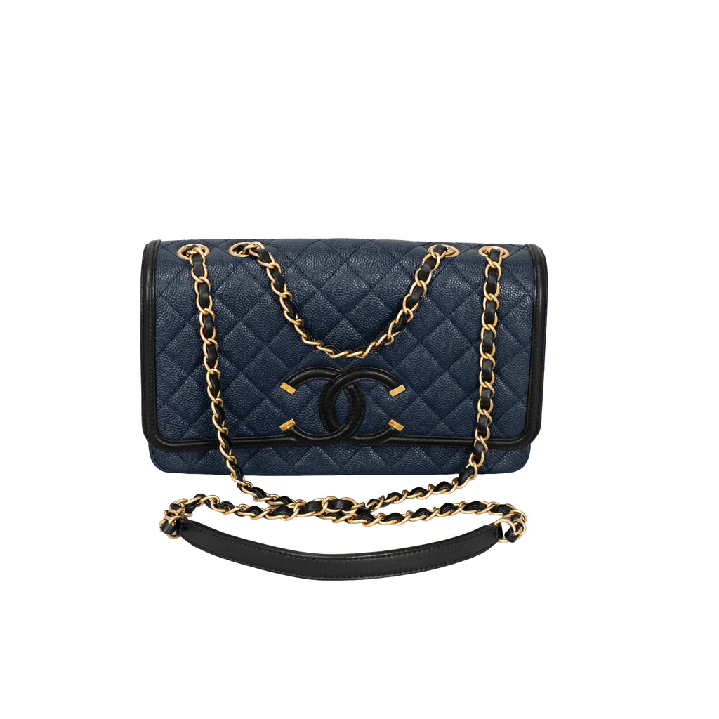 Chanel - Caviar CC Fillgree Chain Shoulder Bag