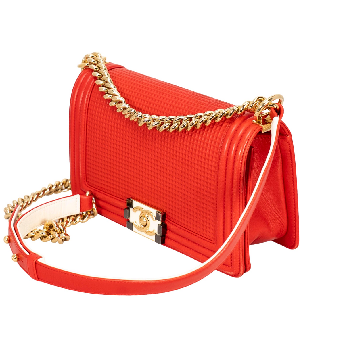 Your Bag Now Mine Chanel Boy shoulder bag in red caviar leather with gold-tone hardware and chain strap