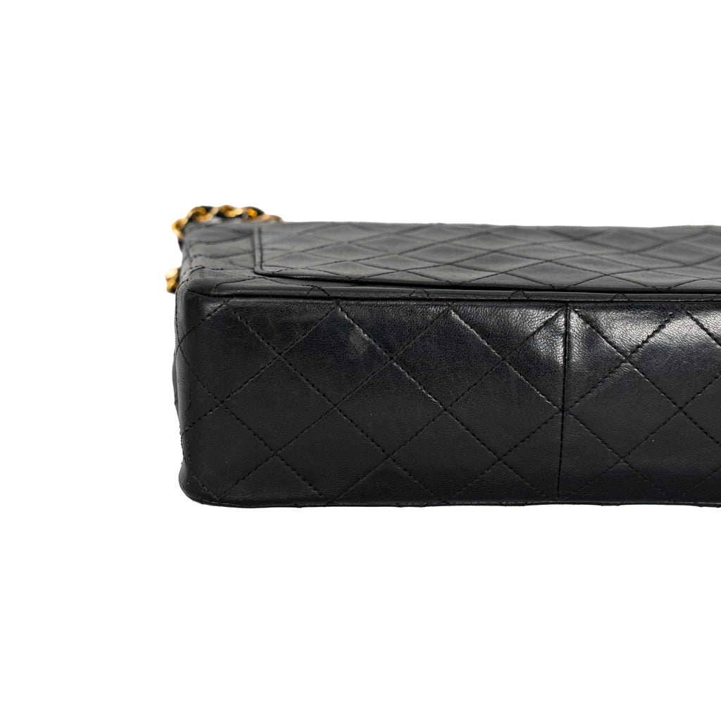 Chanel- Trapezoid Matelasse Shoulder Bag
